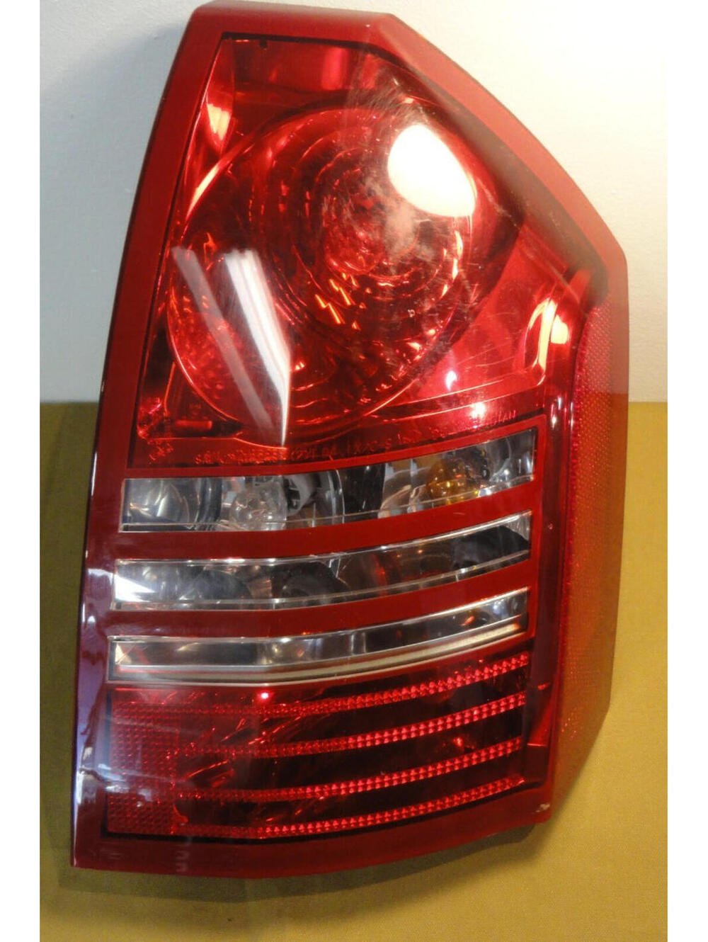 2005 - 2007 Chrysler 300 Passenger Right Tail Rear Oem Headlight Lamp YO02E